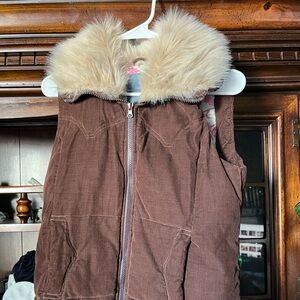 BB Dakota Pink Floral Lined Vest with Faux Fur